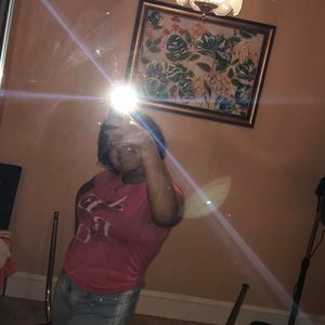 Meet your Posher, Esther